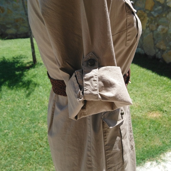 Dress - Picture 3 of 4